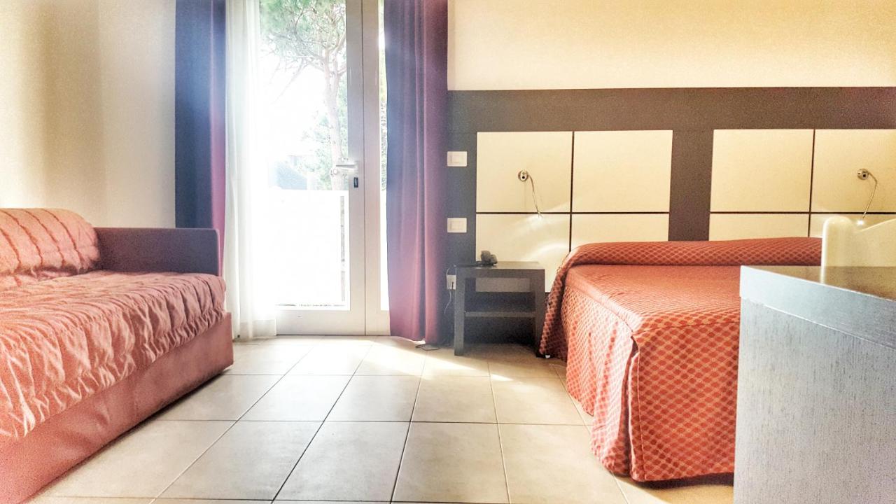 Hotel Alla Terrazza Bibione Exteriör bild