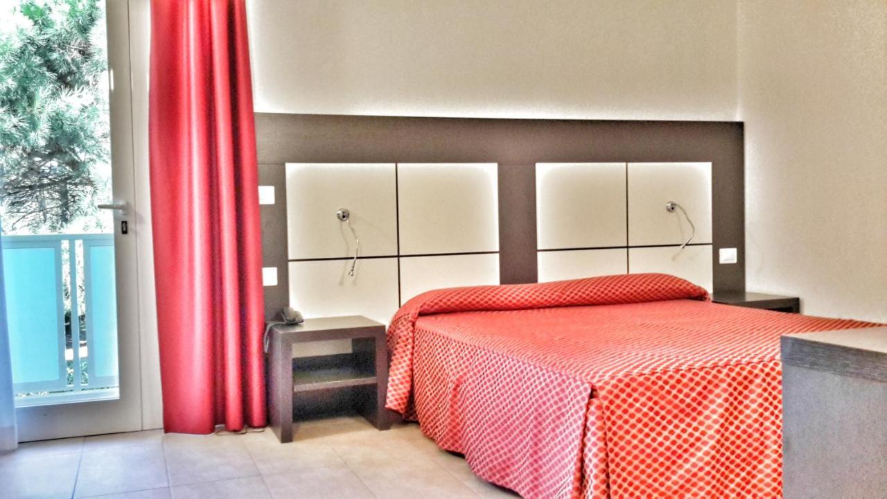 Hotel Alla Terrazza Bibione Exteriör bild