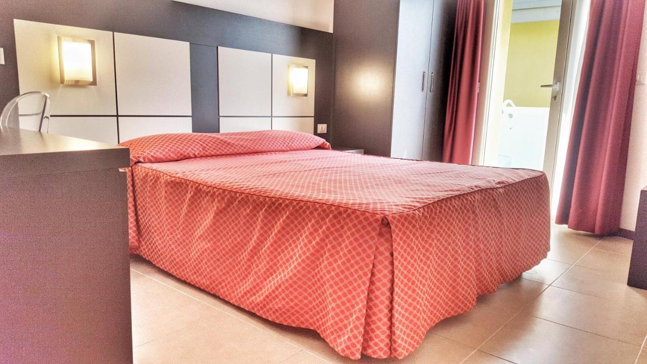 Hotel Alla Terrazza Bibione Exteriör bild