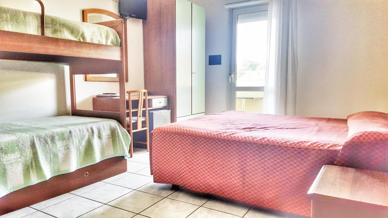 Hotel Alla Terrazza Bibione Exteriör bild