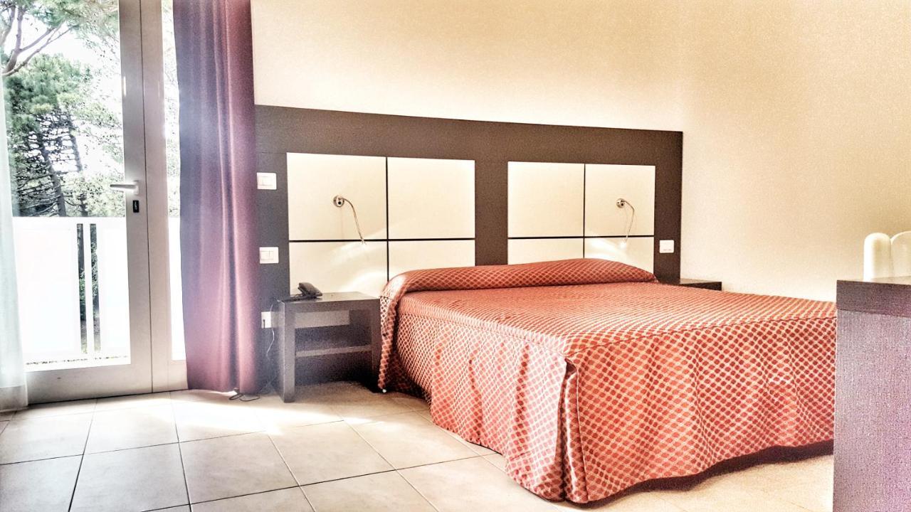 Hotel Alla Terrazza Bibione Exteriör bild
