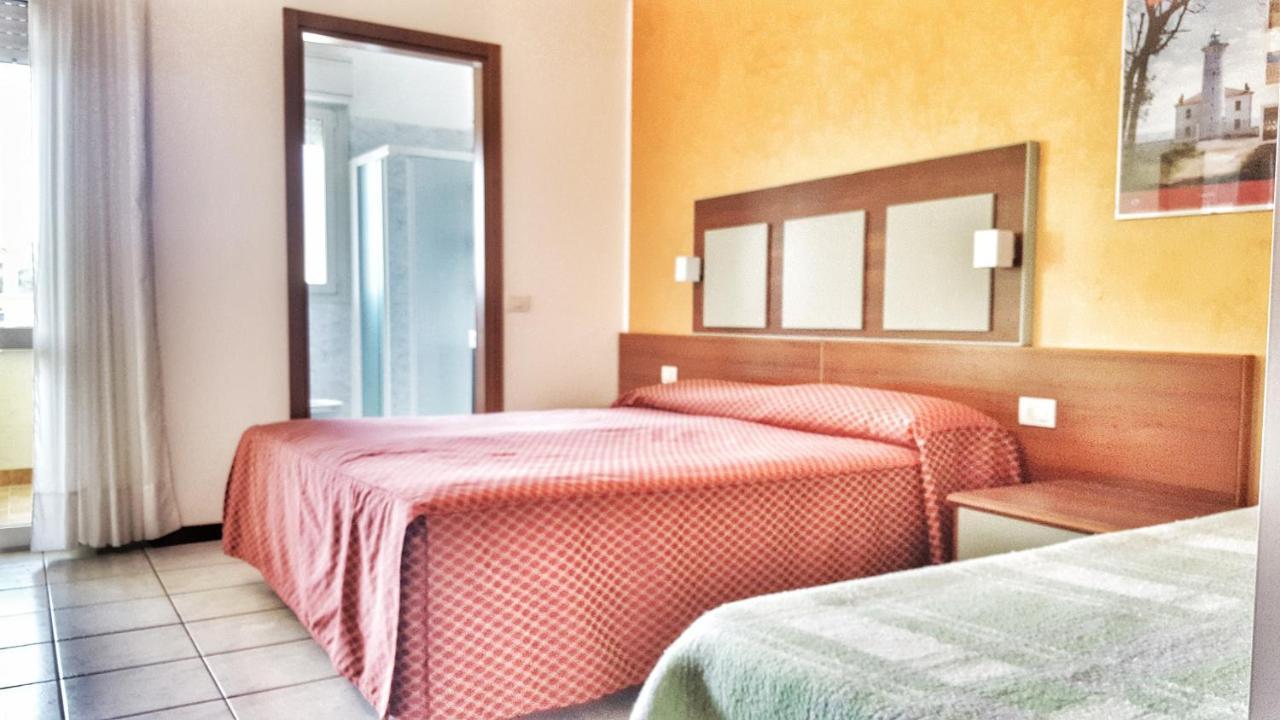 Hotel Alla Terrazza Bibione Exteriör bild