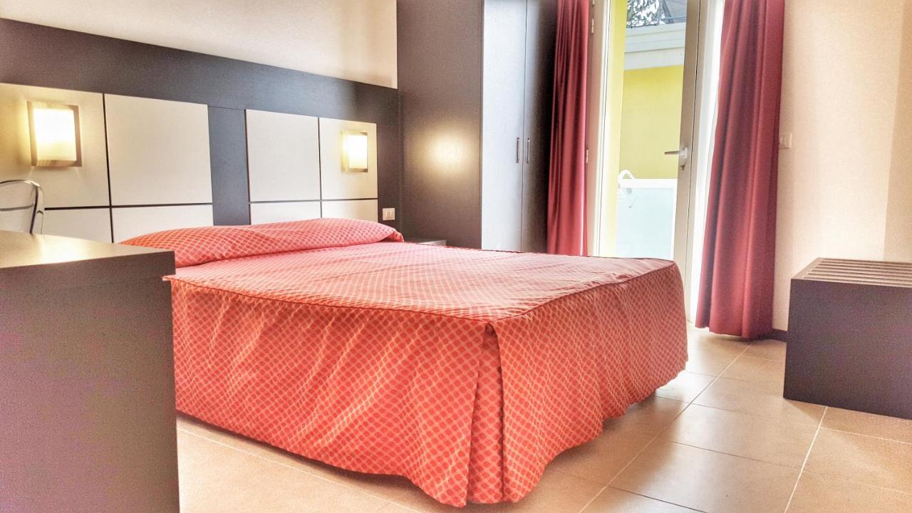 Hotel Alla Terrazza Bibione Exteriör bild