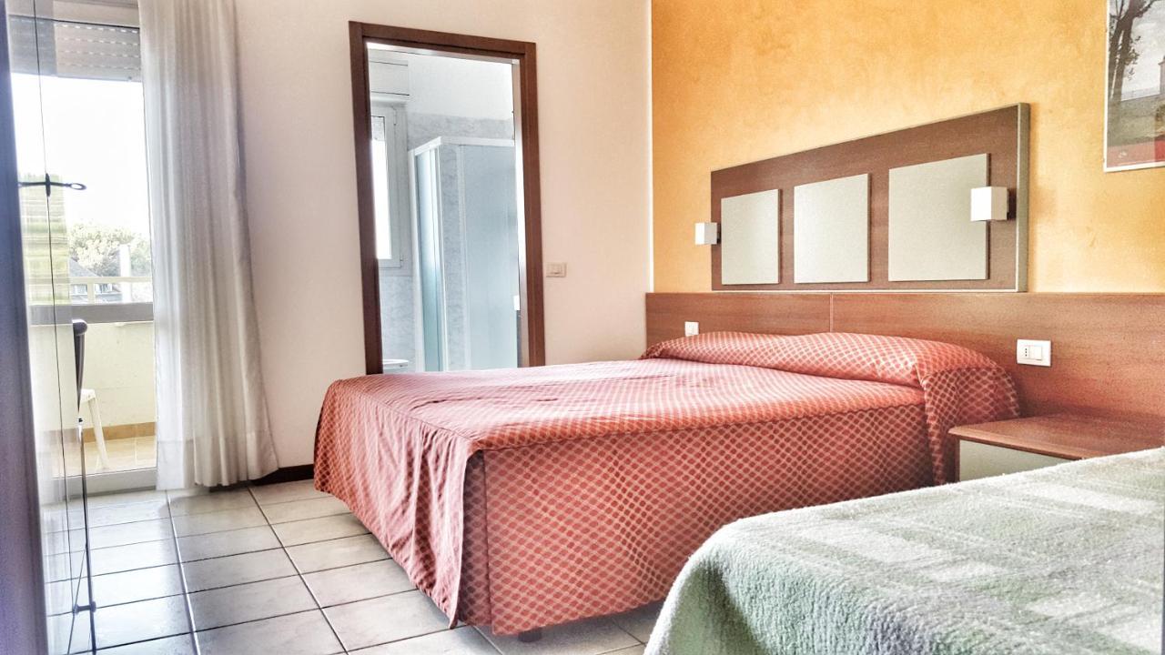 Hotel Alla Terrazza Bibione Exteriör bild